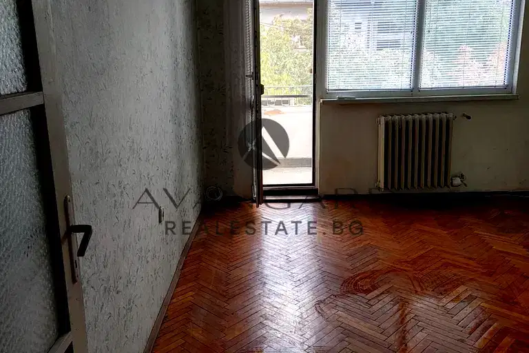 3-bedroom apartment in Plovdiv, Centyr