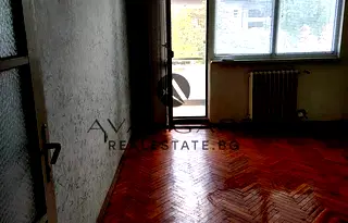 Тристаен апартамент в Център, Пловдив с две тераси