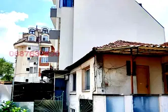 Двустаен апартамент с паркомясто в кв. Христо Смирненски, Пловдив