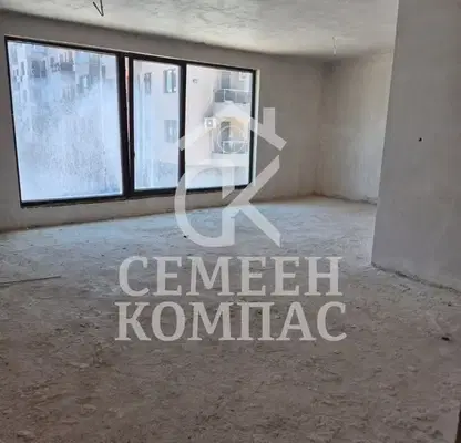 Снимка 2 — Тристаен апартамент в Христо Смирненски с две тераси