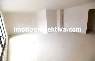 Тристаен апартамент с две тераси в Христо Смирненски, Пловдив