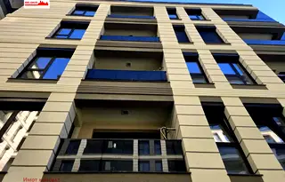 Тристаен апартамент с тераса в Гребна база, Пловдив