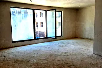 Тристаен апартамент с 2 тераси в Христо Смирненски, Пловдив