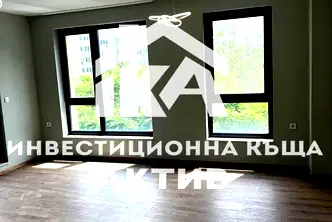Тристаен апартамент с 3 тераси в Христо Смирненски, Пловдив