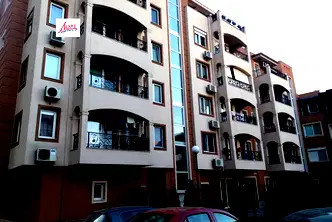 Двустаен апартамент в Христо Смирненски с тераса в Пловдив