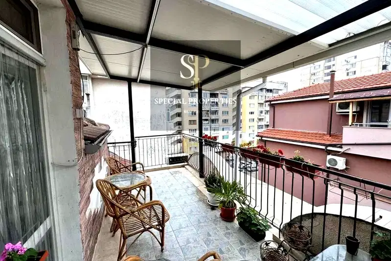 5-bedroom apartment in Plovdiv, Kamenica 1