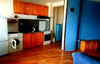 Тристаен апартамент в Каменица 2 с две тераси в Пловдив