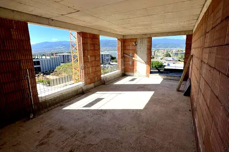 4-bedroom apartment in Plovdiv, Komatevsko Shose