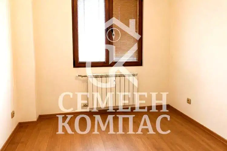 3-bedroom apartment in Plovdiv, Kyrshiyaka
