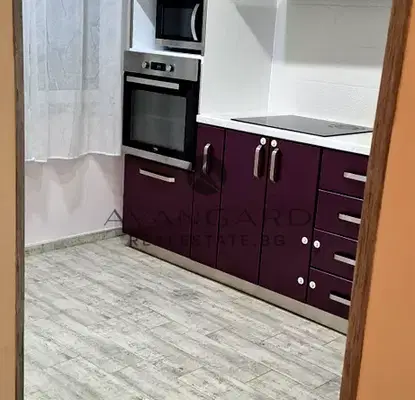 Снимка 4 — Тристаен апартамент в Кючук Париж, Пловдив с тераса