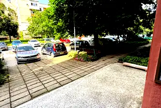 Просторен 4-стаен апартамент в Кючук Париж, Пловдив с две тераси