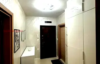 Двустаен апартамент на първи етаж в Кючук Париж, Пловдив