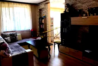 Двустаен апартамент в Мараша, Пловдив с тераса