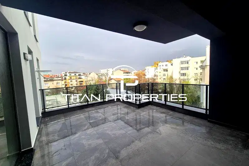 3-bedroom apartment in Plovdiv, Mladejki Hylm