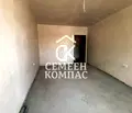 Снимка 4 — Тристаен апартамент с двор в Остромила, Пловдив