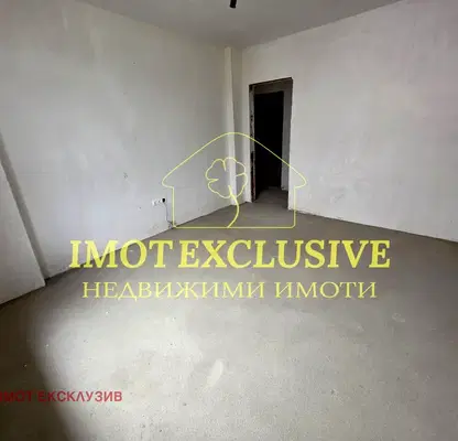 Снимка 4 — Тристаен апартамент в Остромила с тераса и гараж