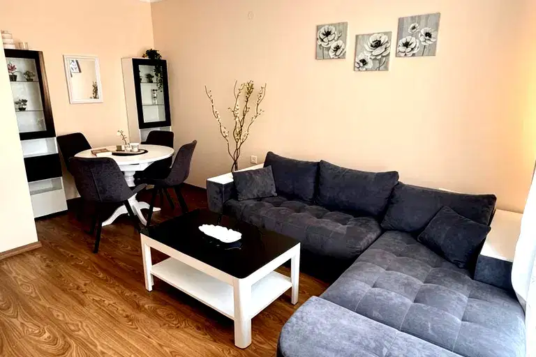 2-bedroom apartment in Plovdiv, Sydiiski