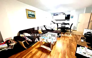 Тристаен апартамент с тераса в Тракия, Пловдив