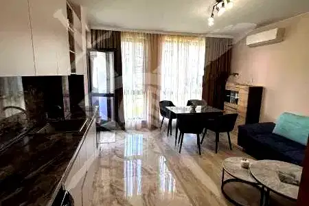 Двустаен апартамент в Тракия, Пловдив с тераса