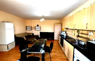 Тристаен апартамент в Бургас, Приморско