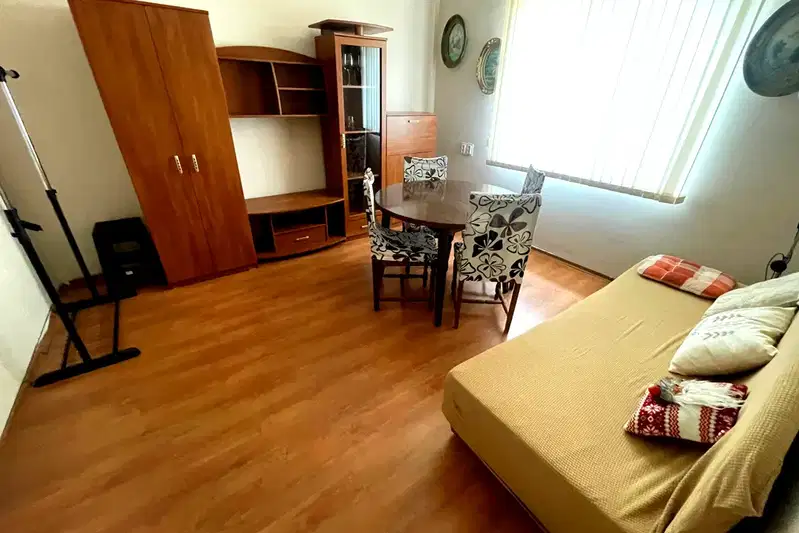 Тристаен апартамент в Русе, Централен кооп. пазар