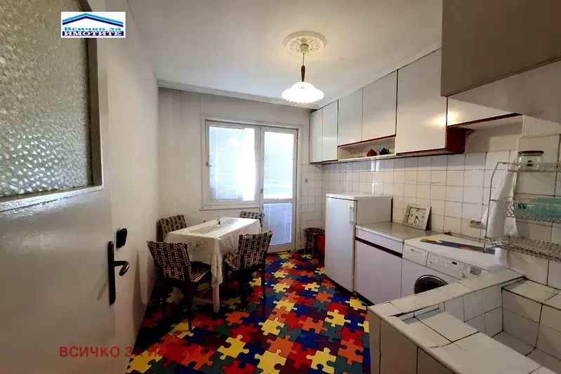2-bedroom apartment in Ruse, Centyr