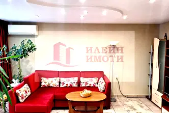 Двустаен апартамент в Русе, Ялта