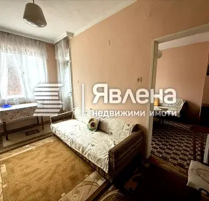 Photo 3 — Spacious 3-room apartment with garage in Narechenski Bani