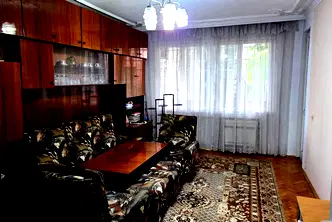 Многостаен апартамент в Шумен, Математическа гимназия