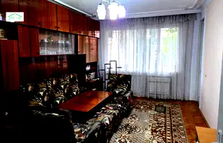 Многостаен апартамент в Шумен, Математическа гимназия