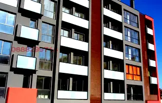 Двустаен апартамент в Шумен, Томбул джамия