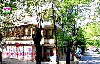 2-стаен апартамент в Банишора с тераса и асансьор