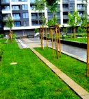 Тристаен апартамент с югоизточно изложение в Банишора, София