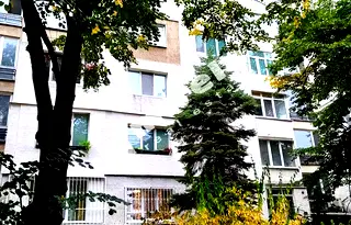 3-стаен апартамент с 2 балкона в Борово, София