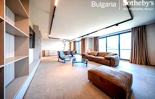 Просторен 4-стаен апартамент с тераса в Бояна, София