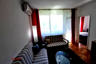 Двустаен апартамент с балкон в Бъкстон, София