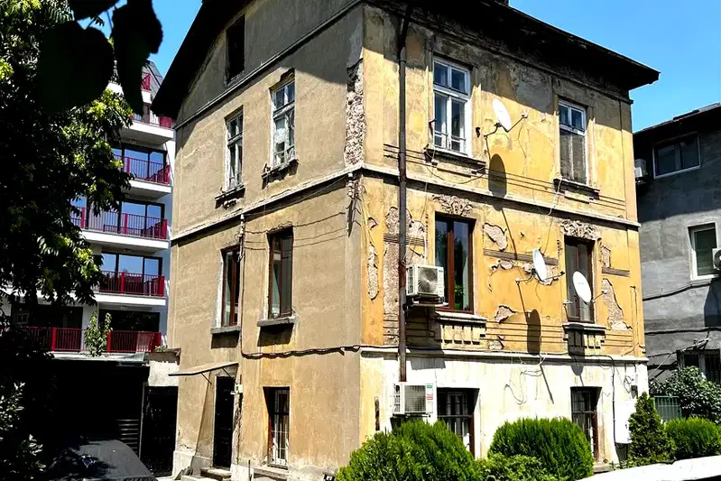 2-room apartment in Center with parking space