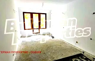 Двустаен апартамент в Център София с асансьор