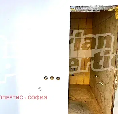 Снимка 5 — Двустаен апартамент в Център София с асансьор