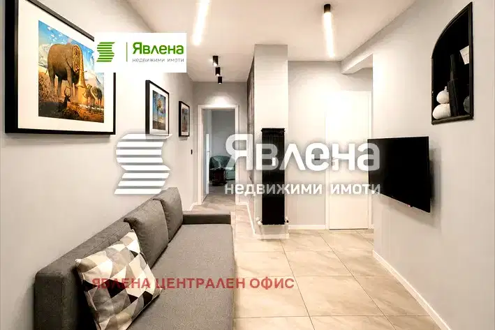 Two-room apartment with terrace and Vitosha view in Center, Sofia