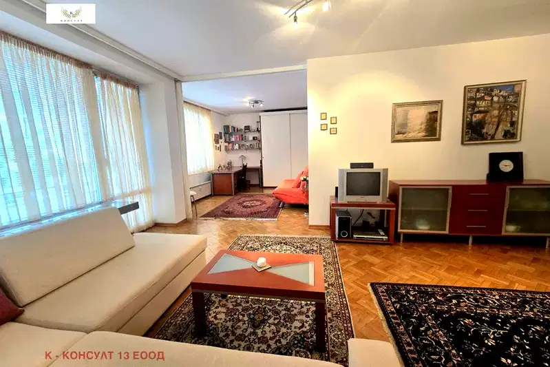 3-room apartment with garage in Center, Tsar Asen St
