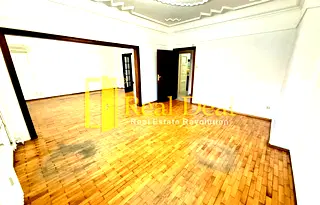 Многостаен апартамент с балкони в Център, София