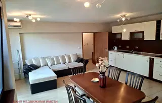 Двустаен апартамент с тераса в Център, ул. Одрин