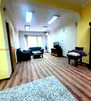 Тристаен апартамент в Център, София на трети етаж