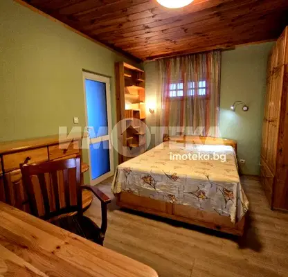 Photo 3 — Three-room apartment in Center with small terrace