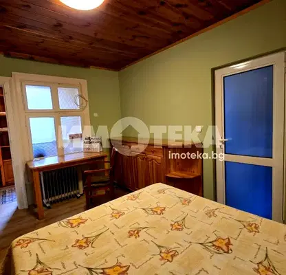 Photo 4 — Three-room apartment in Center with small terrace