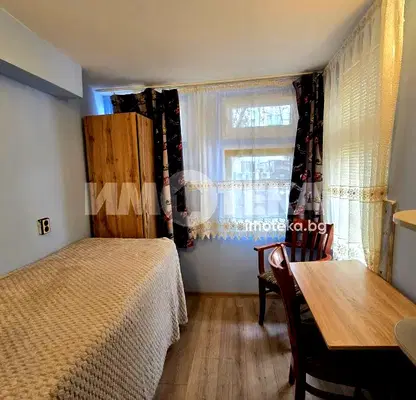 Photo 5 — Three-room apartment in Center with small terrace