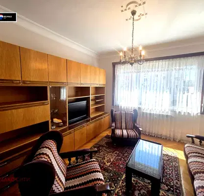 Снимка 3 — Тристаен апартамент с тераса в Център, бул. Македония