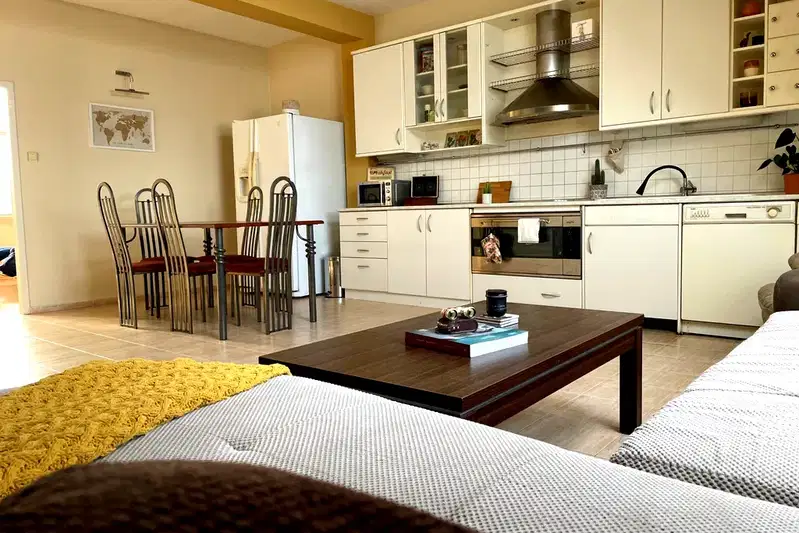 3-bedroom apartment in Sofiya, Centyr