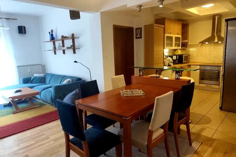 4-bedroom apartment in Sofiya, Centyr